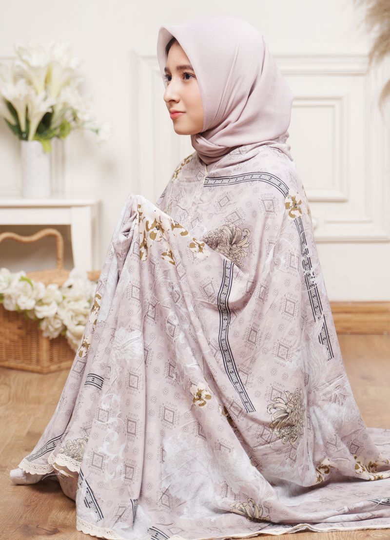 Mukena Bunga Dusty Motif